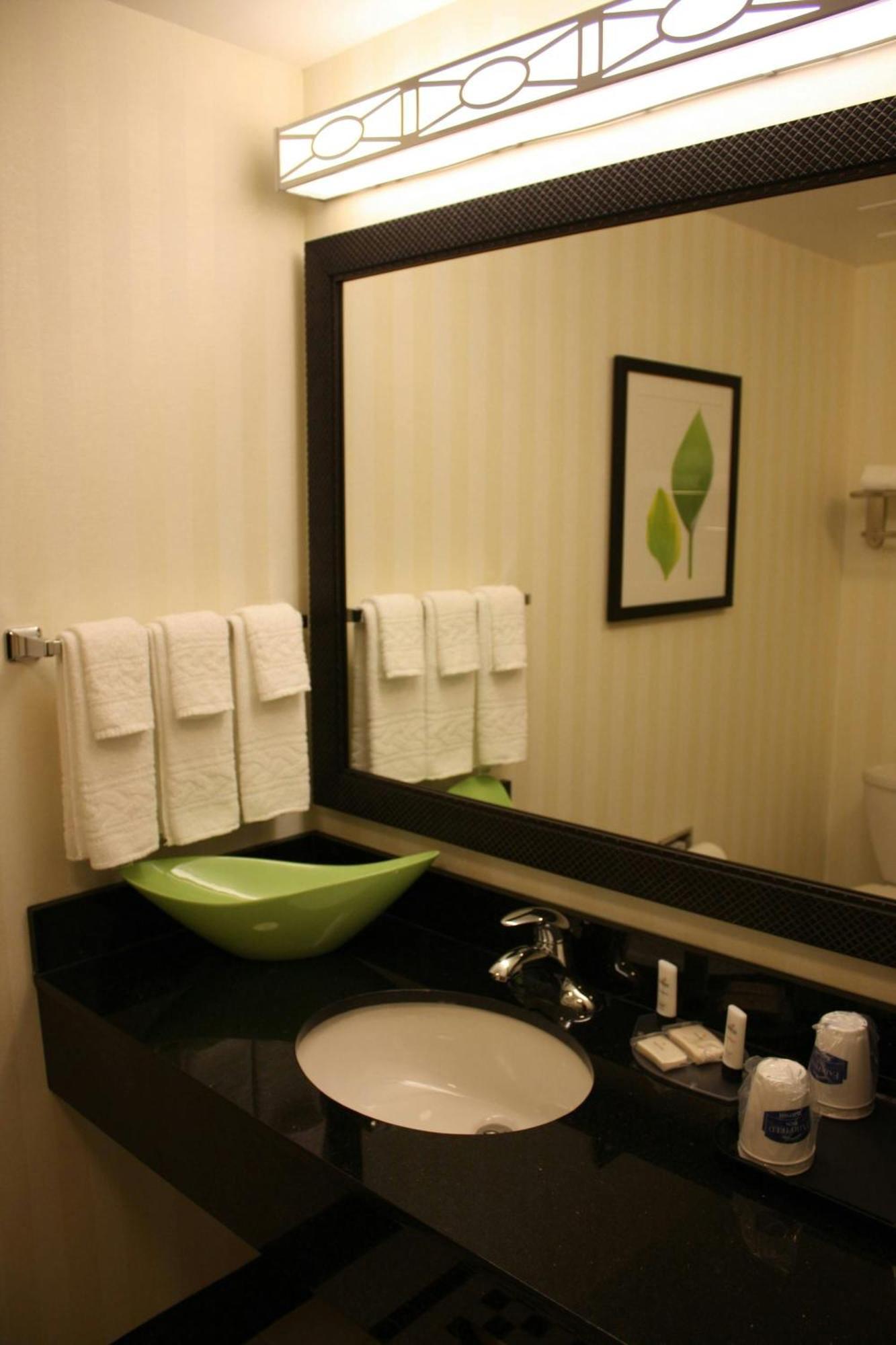 Fairfield Inn By Marriott Morgantown Room photo