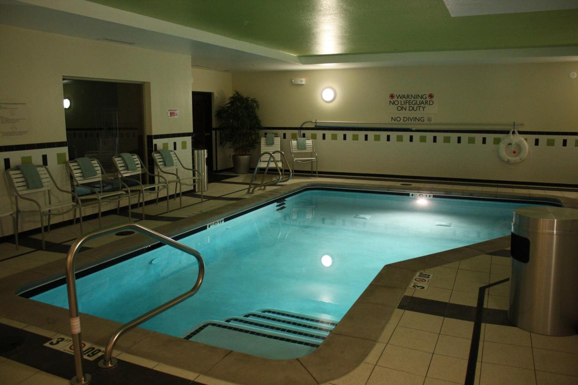 Fairfield Inn By Marriott Morgantown Exterior photo